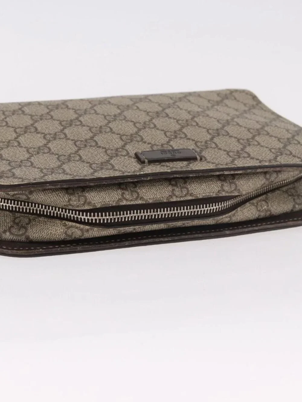 GUCCI GG Supreme Clutch Bag PVC Leather Beige Silver 201755 Auth 187159